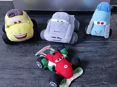 4x Disney Cars Plüsch Autos Guido, Finn Mcmissile Rennauto Gelbes Auto Fahrzeug - Bild 1 von 4