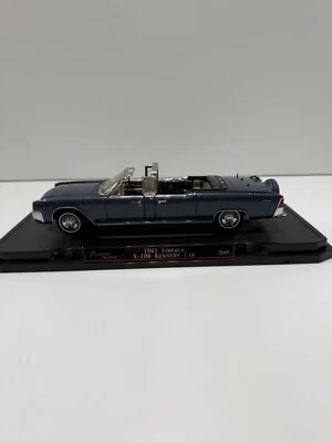 1961 Lincoln X100 Kennedy Limo Road Signature 1/24 - Image 1 of 4
