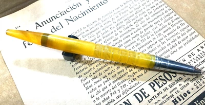 Bola enrollable de escritorio Parker 51 personalizada vintage en amarillo nacarado, años 90. Foto 1 de 2