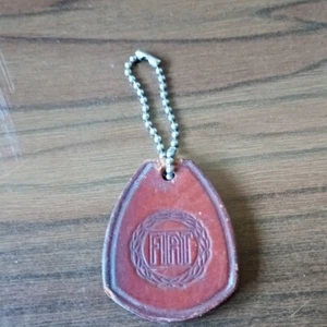 1990s FIAT DEALER ITALY , , keychain FIAT DEALER - Picture 1 of 2