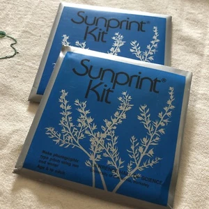 NEW 1975 Lawrence Hall of Science Sunprint Kit Age 6+ Photographic Prints 2 Pk - Picture 1 of 3
