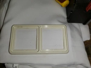 Jung CD500 Serie 2-fach Rahmen  in cremeweiß gebraucht - Bild 1 von 1