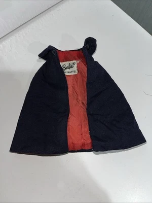 Muñeca Barbie vintage años 60 enfermera registrada #991 capa abrigo azul rojo ropa Foto 1 de 3