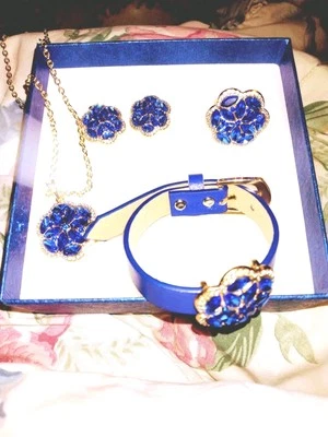 🔥Sapphire Blue Crystals,White Sapphire,Floral Bracelet, Earrings,Ring, Necklace - Image 1 of 4