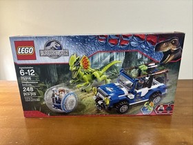 LEGO Jurassic World: Dilophosaurus Ambush (75916)