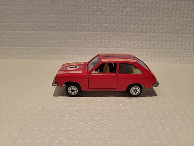 Yatming - Coche Rojo - ***Sin Caja*** Foto 1 de 4