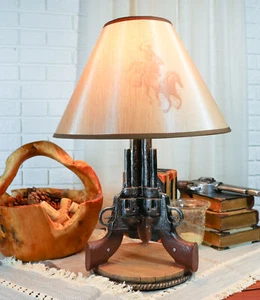 Six Shooters Western Cowboy Pistol Figural Table Night Lamp Light Home Decor - Picture 1 of 8