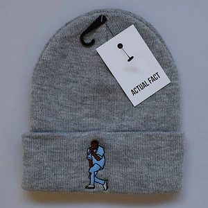 Actual Fact Rapper Hip Hop Beanie Winter Roll Up Grey Wooly Hat - Picture 1 of 2