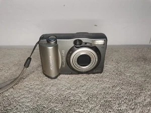 Canon PowerShot A40 2.0 MP Compact Digital Camera Silver Tested - Picture 1 of 2