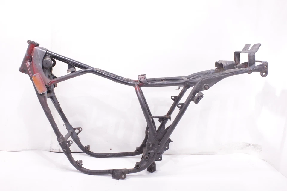 81-83 YAMAHA XJ550 MARCO OEM CHASSI BOS SOLAMENTE Foto 1 de 4