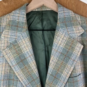 VINTAGE Tweed Jacket Mens 42R Green Plaid 2 Button Wide Notch 70s Sport Coat - Picture 1 of 16