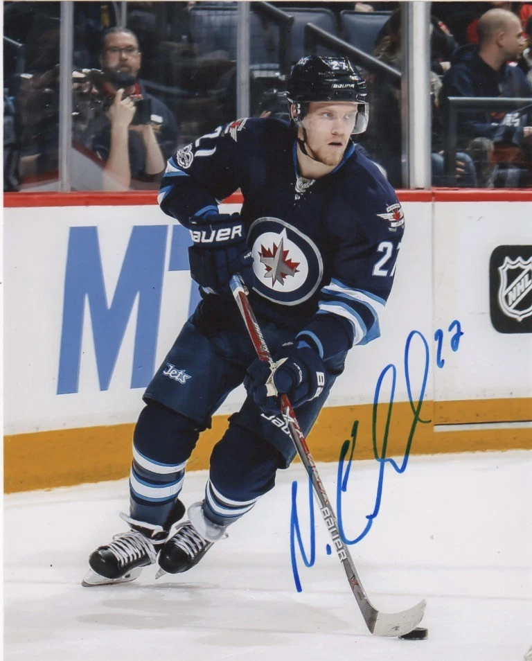 Foto firmada autografiada por Nikolaj Ehlers de Winnipeg Jets 8x10 NHL CERTIFICADO DE AUTENTICIDAD A Foto 1 de 1