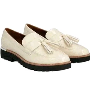 New Franco Sarto Carolynn Loafers Patent Cream Tassles Lug Soles Chunky Sz 9.5 - Picture 1 of 14