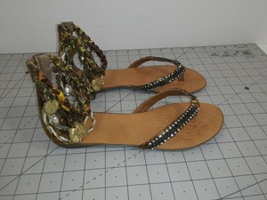 zigi soho flat sandals