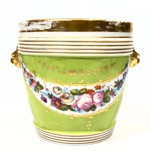 Cache Pot en Porcelaine de Paris Napoléon III Fond Vert Fleurs Tête de Lion XIXe - Picture 1 of 9