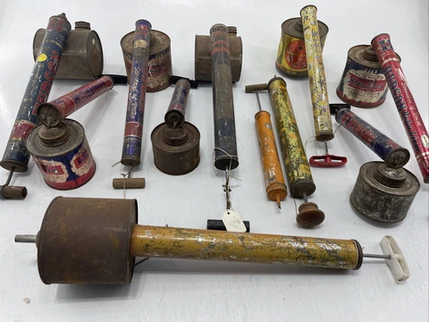 Lot of 11 Vintage Bug Sprayers; Hudson  Yellow Blue Red Tin Can Cover