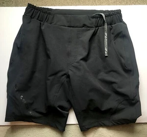 Giant Mountain Bike Padded MTB Shorts XL Men Black Lined Tried On Once Unused - Picture 1 of 8