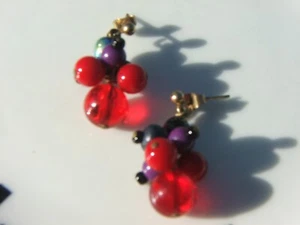 Gold Tone Red, Purple & Blue Lustre Bead Cluster Pierced Earrings, A1 condition - Picture 1 of 9