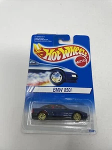 Hot Wheels BMW 850i International Card Gold UltraHot Wheels Blue Rare - Picture 1 of 11