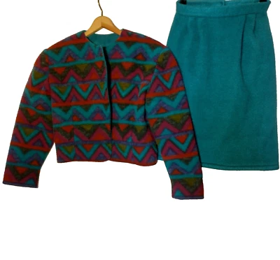 Falda Traje Chaqueta De Colección Años 90 Pequeña Verde Azulado Granate Geométrica Retro Gorpcore 2 Piezas Foto 1 de 4