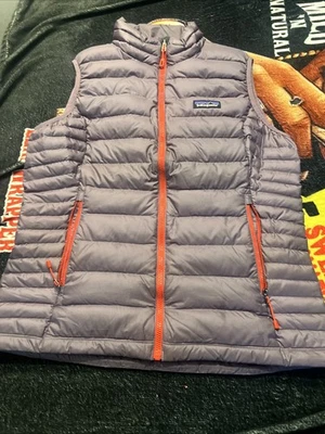 Chaleco suéter de plumón Patagonia para mujer talla mediana púrpura Foto 1 de 4
