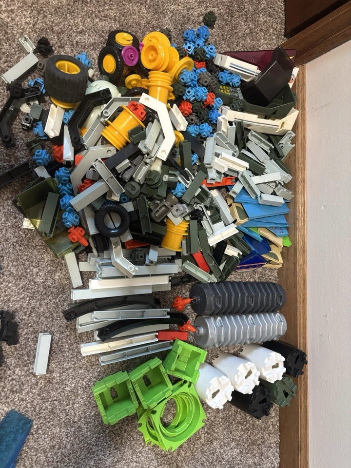 Four Pounds Of Construx - Image 1 of 1