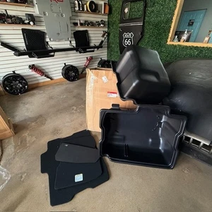 (1) Contenedores de carga genuinos Honda 08U45-THR-100 - igual que el concesionario - Imagen 1 de 7