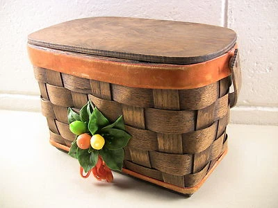 Bolsa cesta vintage carvalho tala estilo rockabilly plástico frutas moda década de 1970 - Imagem 1 de 4