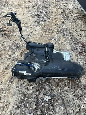 Volkswagen Beetle 2006-2010 convertible tanque de combustible Foto 1 de 4