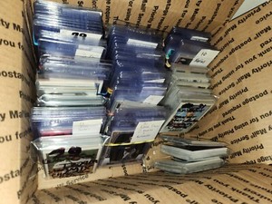 Random LOT 100 Baseball Cards Auto Serial # Relic Refractors Rookies Rookie RC 