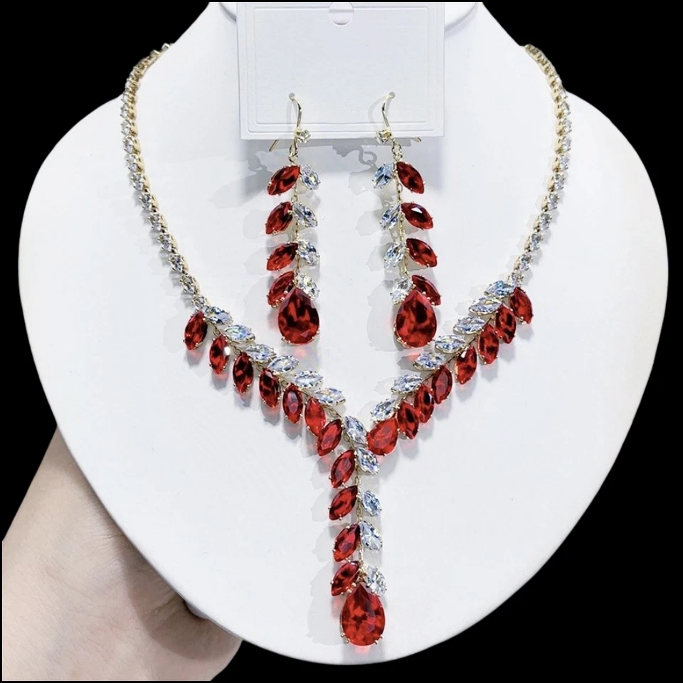 Conjunto de joyas de fiesta collar aretes hoja diamantes de imitación circonita cúbica multicolor Foto 1 de 4