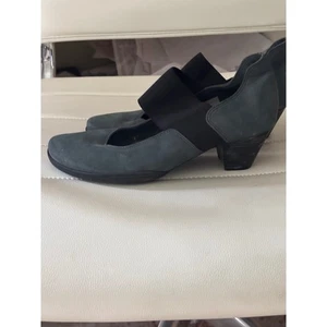 Arche France Gray Suede Leather Elastic Mary Jane Block Heel Shoes Size 37. US 6 - Picture 1 of 7