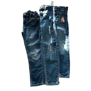 Mädchen Jeans Paket 3 verschiedene Größe 4, 5 Jeans  - Bild 1 von 14