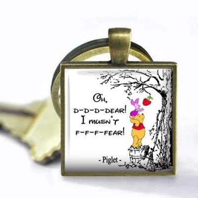Winnie-the-Pooh Piglet Quote I Musn't Fear Glass Top Clip On Llavero Hecho a Mano Foto 1 de 2