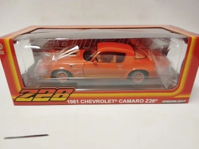 Greenlight Chevrolet Camaro Z28 1981 1/18 13634 - Immagine 1 di 3