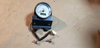 2009 VICTORY VEGAS SPEEDOMETER GAUGE - Image 1 of 4