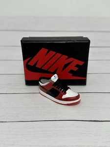 Nike Dunk Mini Sneaker Schlüsselanhänger mit Schuhkarton 3D Geschenk/Charm hochwertig - Bild 1 von 9