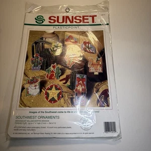 Sunset Dimensions Southwest Ornaments Kit 1993 Plasticpoint 10er Set Neu mit Etikett versiegelt - Bild 1 von 2