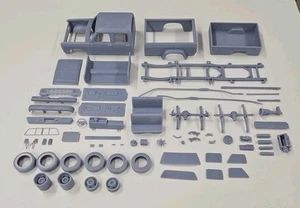 ABS-LIKE RESIN 3D PRINTED 1/25 1983 DODGE RAM W350 CREW CAB DUALLY FULL KIT - Picture 1 of 6
