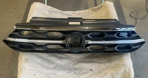 ORIGINAL VW T-ROC R-Line Kühlergrill Gitter 2GA853653H 2GA853651AA 2GA853651AC - Bild 1 von 8