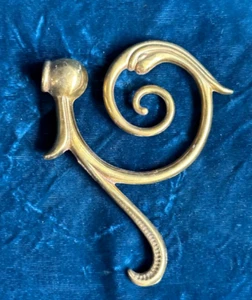 B&P Lamp 4 1/2" X 3 5/8" Cast Brass Arm Back NOS - Picture 1 of 5