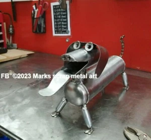 Handarbeit Schrott Metall Kunst Wurst Hund - Bild 1 von 4