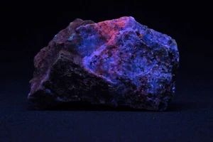 JH25596 Wollastonit-2M, Apatit?, Sarabauit, Sarabau Mine, Malaysia - Bild 1 von 6