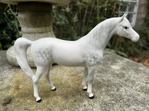 ROYAL DOULTON HORSE: Dapple Grey Horse Ceramic by Royal Doulton 15cm tall Boxed - Picture 1 of 6
