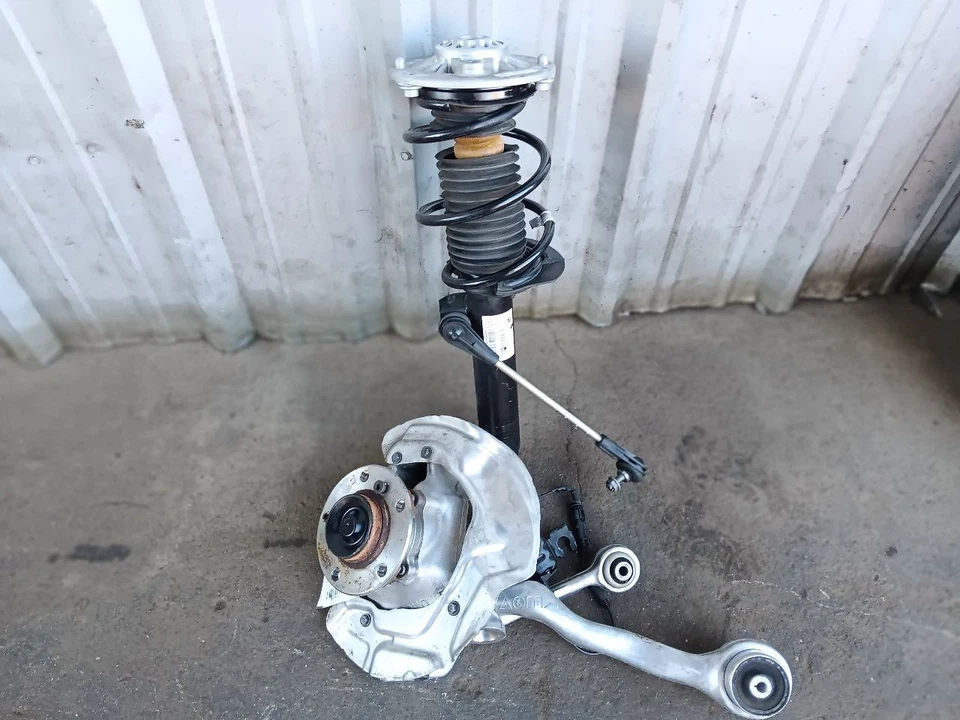 Juego de brazo de control de nudillo de suspensión delantera derecha BMW F32 428i 430i 14-18 Foto 1 de 4