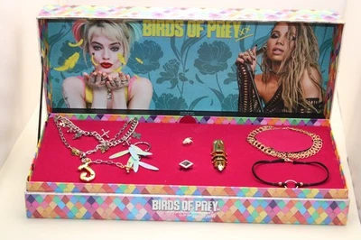 Juego de joyas DC Birds of Prey - Harley Quinn y Black Canary Accessories edición limitada Foto 1 de 4