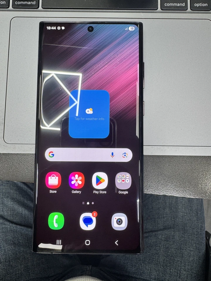 Factory Unlocked  Samsung Galaxy S22 Ultra 128gb Black Next day delivery - Image 1 of 2