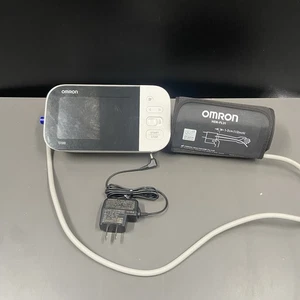 Omron Upper Arm Blood Pressure Monitor - BP7450 Series 10 - W/Cuff & Power Chord - Picture 1 of 6