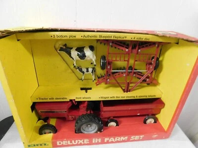 Vintage Ertl USA Made Farm Set # 5033 in Original Displayer Box  - Image 1 of 4