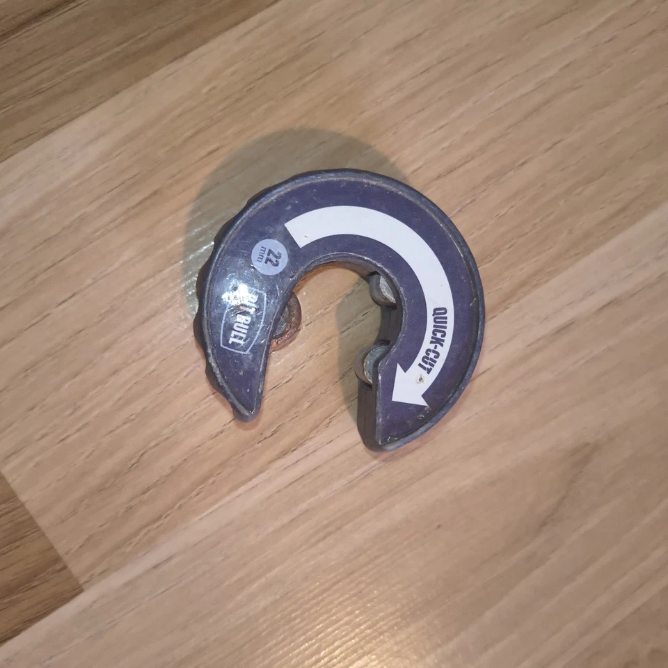 TODAYS TOOLS PIT BULL QUICK-CUT TUBE CUTTER PIPE SLICE FOR 22mm COPPER - Image 1 of 3